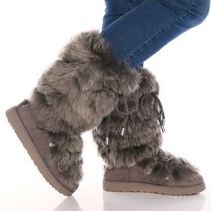 UGG Classic Posh Short Fur Thunder Cloud Boots US 7 NWOT
